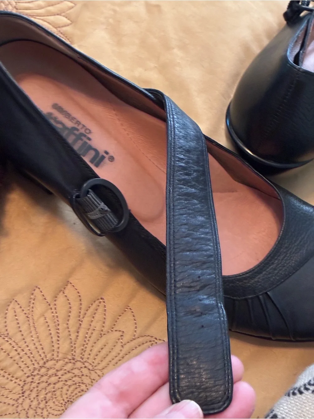 Umberto Raffini Black Leather Mary Jane Heels Sz 7.5